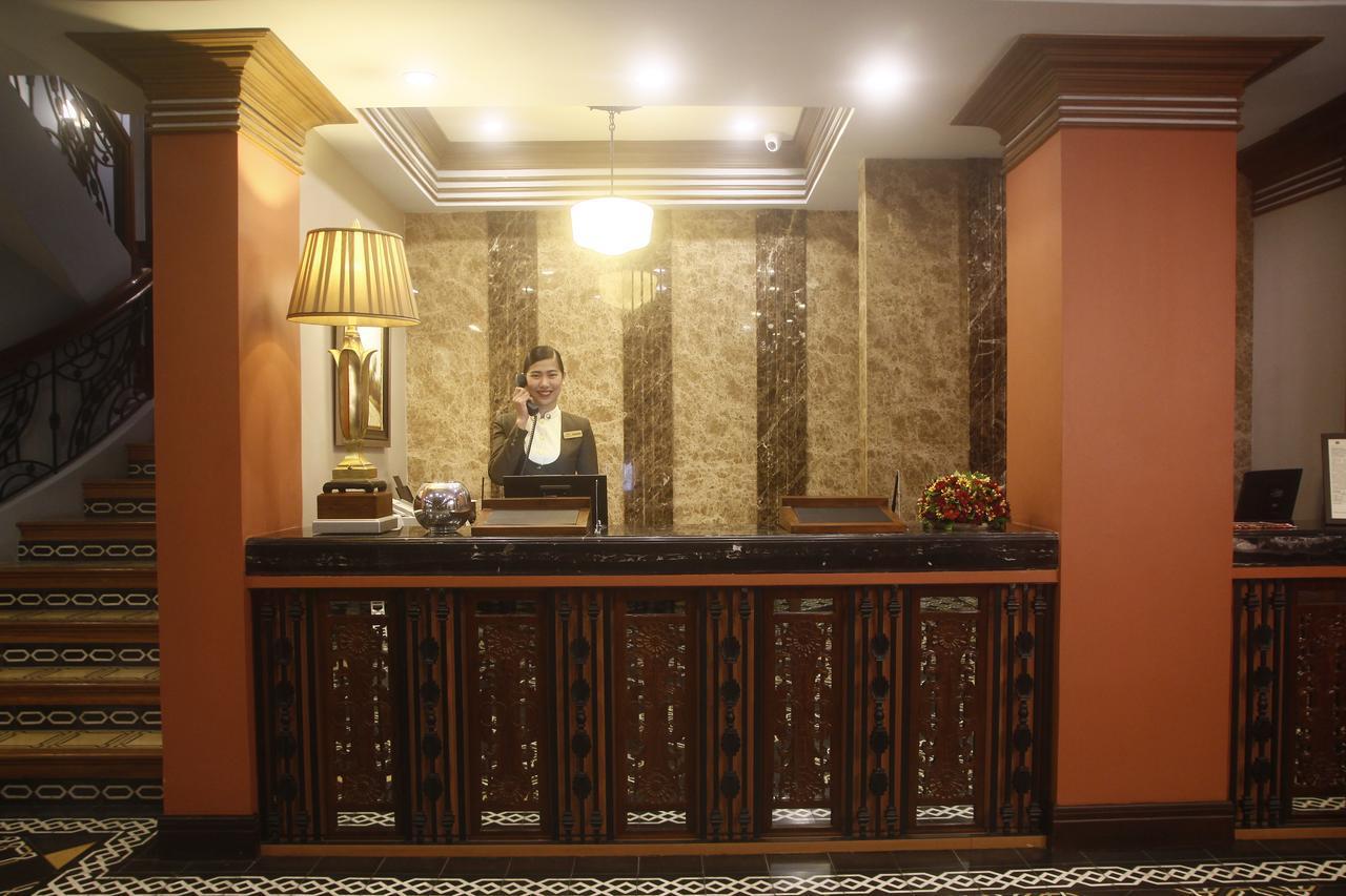 Herald Suites Polaris Makati City Екстер'єр фото