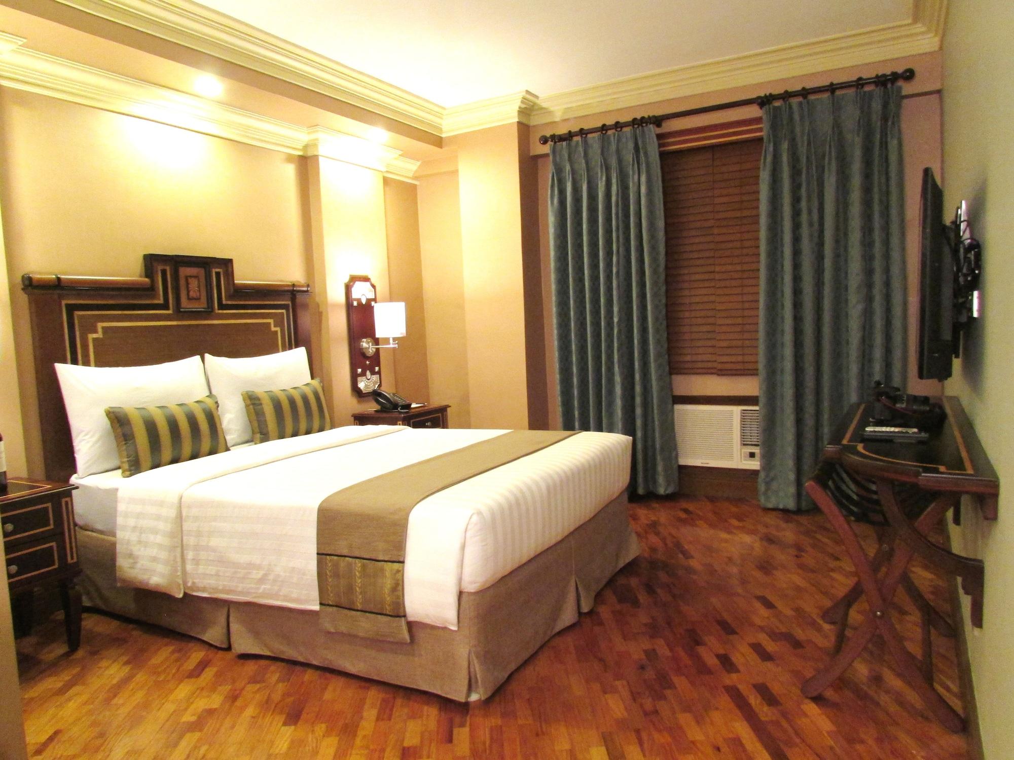 Herald Suites Polaris Makati City Екстер'єр фото