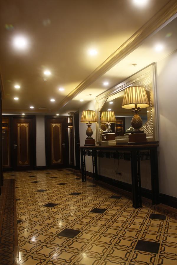 Herald Suites Polaris Makati City Екстер'єр фото